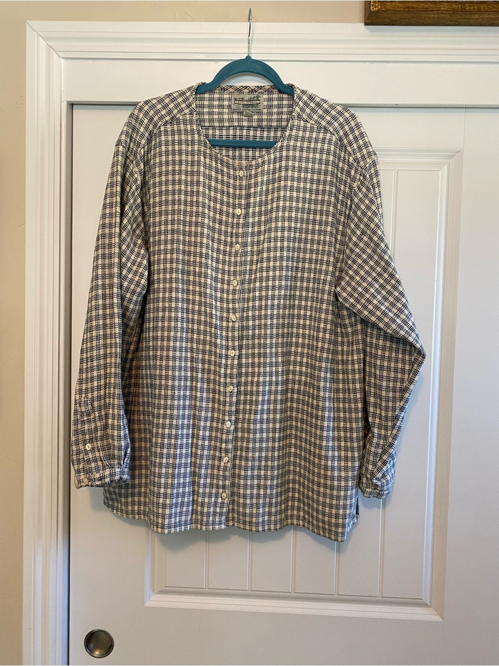 Royal Robbins Blue and White Checked Button-Down Shirt